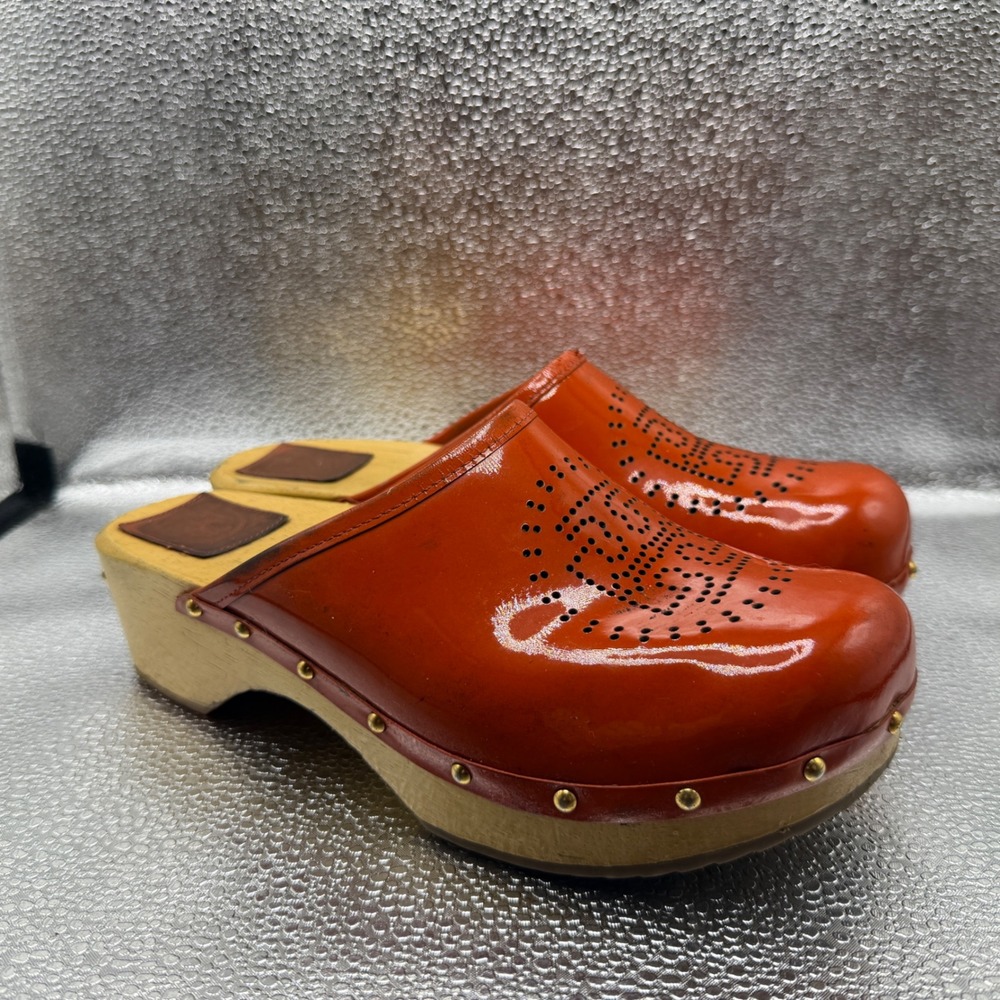 Size 8.5 Tory Burch Clogs Women Orange Excellent Perforated Logo Wooden Mules